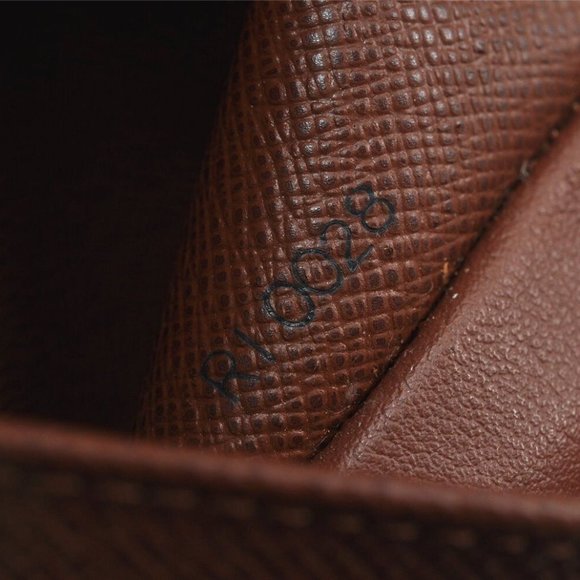 Authentic Louis Vuitton Monogram Multicles 6 Six Hooks Key Case - Picture 7 of 12